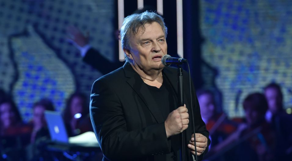 Krzysztof Cugowski zaśpiewał „Nim wstanie dzień” – to piękna ballada skomponowana przez Krzysztofa Komedę, stanowiąca motyw przewodni w filmie „Prawo i pięść” (fot. Ireneusz Sobieszczuk)
