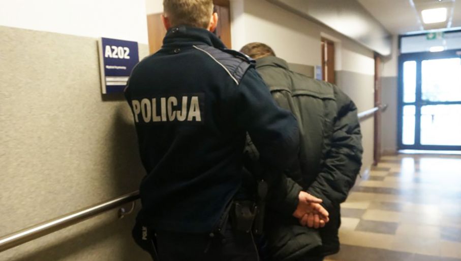 Składanie seksu nastolatków