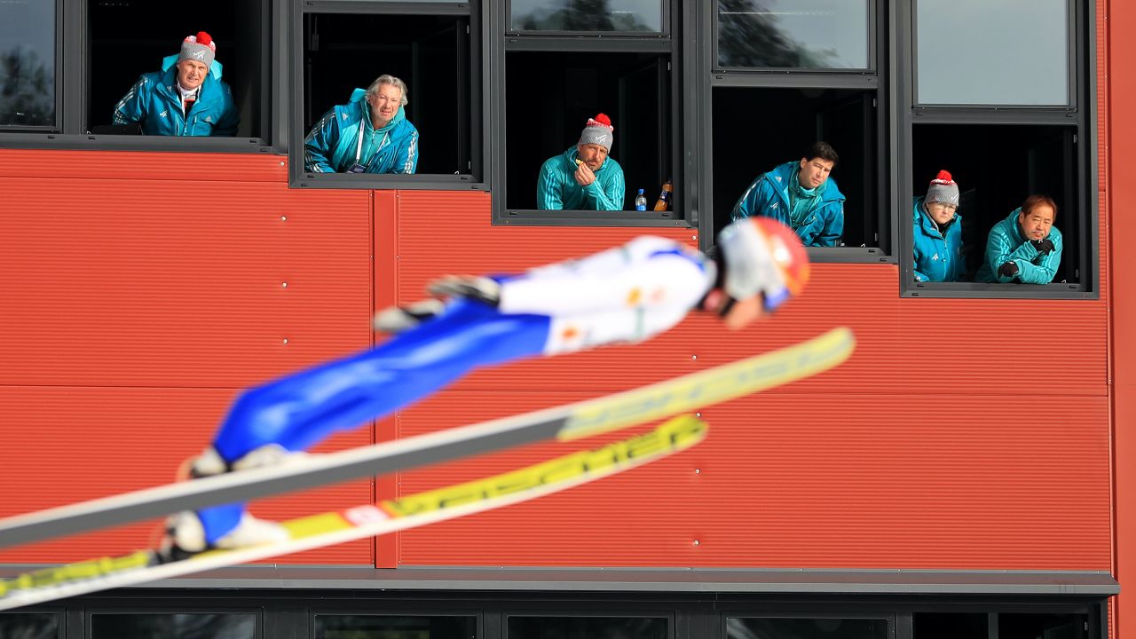Z badań wynika, że sędziowie w skokach nie są obiektywni (fot. Richard Heathcote/Getty Images) Z badań wynika, że sędziowie w skokach nie są obiektywni (fot. Richard Heathcote/Getty Images)