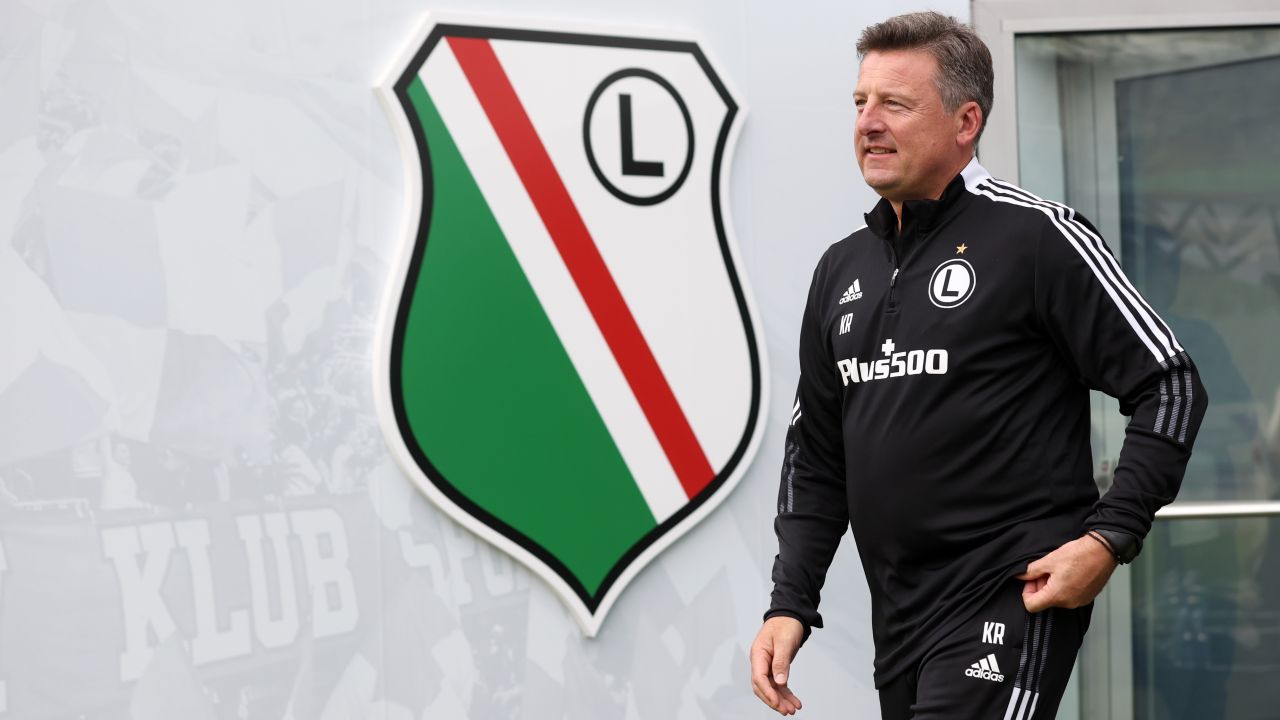 Kosta Runjaic (wywiad). Legia Warszawa rozpocznie proces odbudowy z Koroną Kielce? Transfery i cele Wojskowych