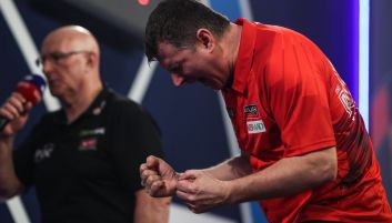 Krzysztof Ratajski zagra w Nowy Rok ze Stephenem Buntingiem w ćwierćfinale MŚ w darcie (fot. Getty Images) MŚ w darcie: kiedy transmisja ćwierćfinału Krzysztofa Ratajskiego na żywo online w TVPSPORT.PL? (01.01.2021)