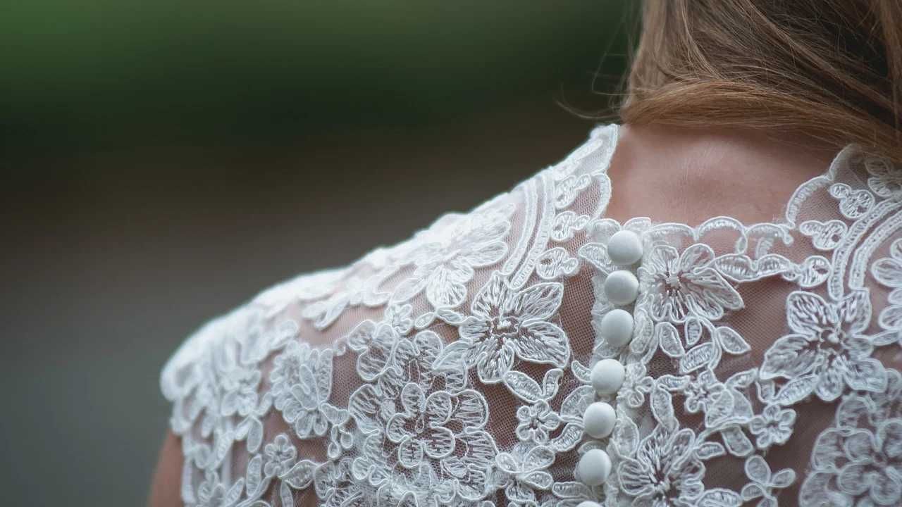Wdowa jest zrozpaczona po śmierci męża (fot. Pexels) Wdowa jest zrozpaczona po śmierci męża (fot. Pexels)