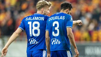 Bartosz Salamon i Alex Douglas (fot. Getty Images) Bartosz Salamon i Alex Douglas (fot. Getty Images)