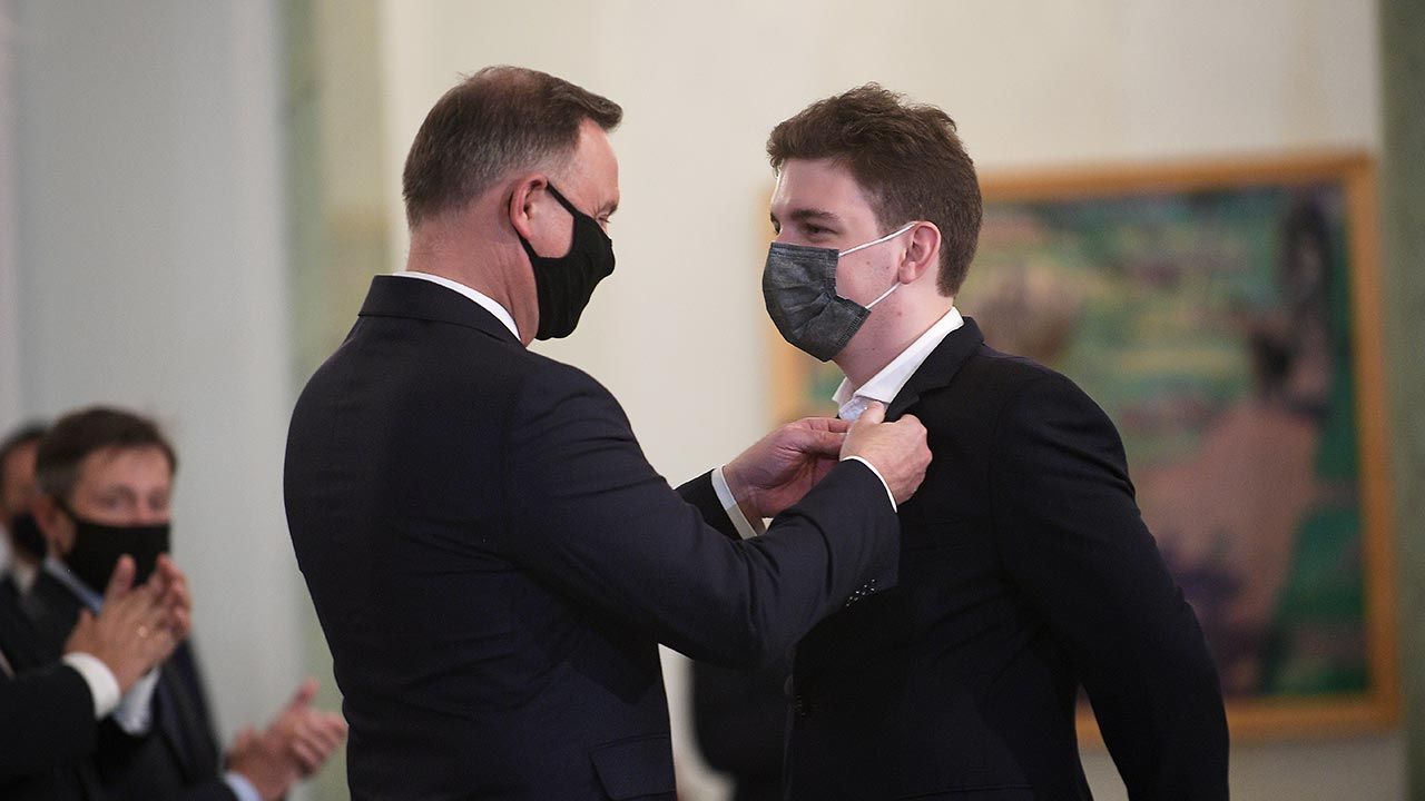 Uroczystość wręczenia odznaczenia odbyła się w Pałacu Prezydenckim (fot. PAP/Marcin Obara) Uroczystość wręczenia odznaczenia odbyła się w Pałacu Prezydenckim (fot. PAP/Marcin Obara)