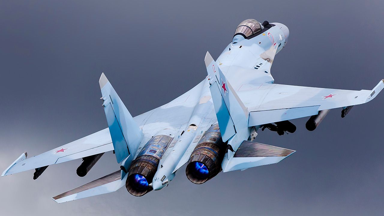 Amerykańskie lotnictwo wykryło i monitorowało rosyjskie samoloty w pobliżu Alaski. Maszyny pozostawały w międzynarodowej przestrzeni powietrznej i nie przekroczyły granic Stan&oacute;w...