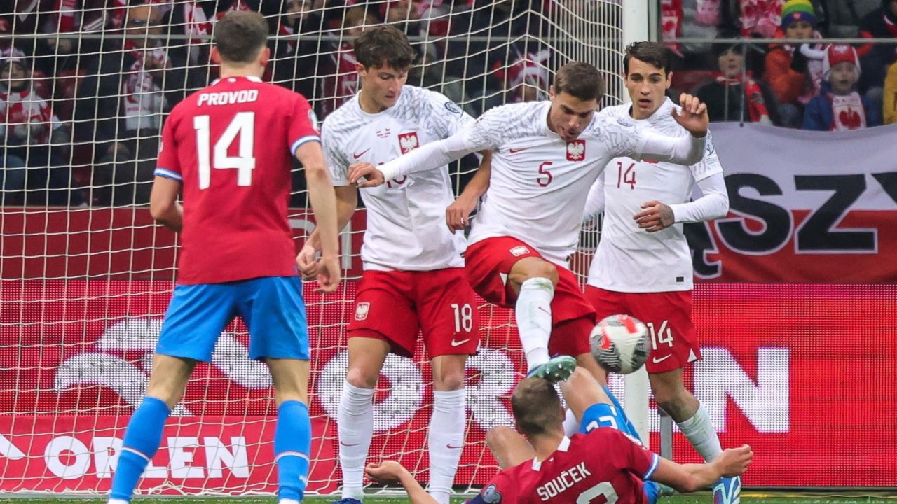 Patryk Peda w meczu Polska – Czechy (fot. PAP).