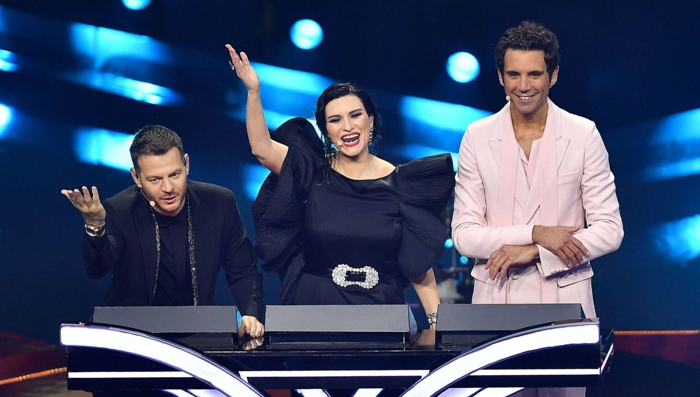 Hosts of the 2022 Eurovision Song Contest (left-to-right) Alessandro Cattelan, Laura Pausini, Mika. Photo: PAP/EPA/Alessandro Di Marco