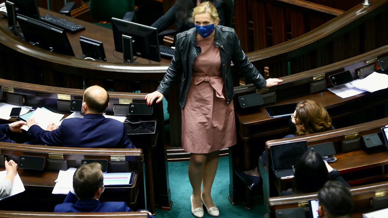 Grupa parlamentarzystów PO i KO przygotowała list otwarty do swych kolegów partyjnych i klubowych (fot. PAP/Rafał Guz) Grupa parlamentarzystów PO i KO przygotowała list otwarty do swych kolegów partyjnych i klubowych (fot. PAP/Rafał Guz)