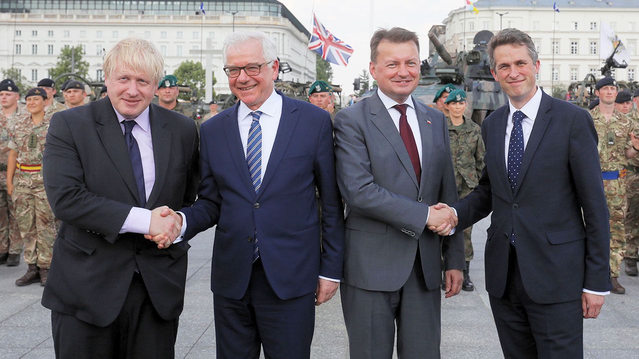 Wspólna konferencja prasowa ministrów obrony i spraw zagranicznych Polski i Wielkiej Brytanii (fot. PAP/Paweł Supernak) Wspólna konferencja prasowa ministrów obrony i spraw zagranicznych Polski i Wielkiej Brytanii (fot. PAP/Paweł Supernak)