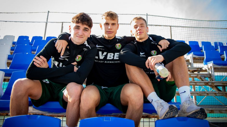 Wychowankowie Śląska Wrocław – Jakub Jezierski, Łukasz Gerstenstein i Aleksander Wołczek (fot. Śląsk Wrocław) Wychowankowie Śląska Wrocław (fot. Śląsk Wrocław)