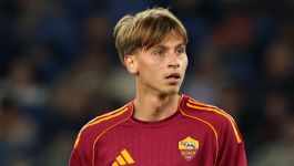 Jan Ziółkowski (fot. Getty Images) Na zdjęciu zaskoczony Jan Ziółkowski w koszulce AS Roma (fot. Getty Images)