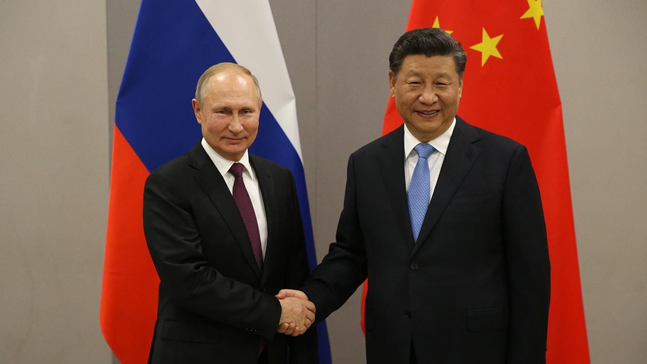Władimir Putin i Xi Jinping (fot. Mikhail Svetlov/Getty Images)