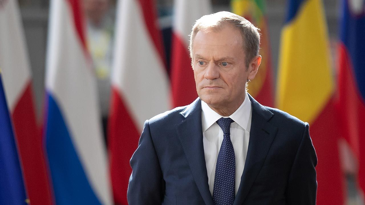 Pomoże opozycji, czy wręcz przeciwnie? (fot. Nicolas Economou/NurPhoto via Getty Images) Pomoże opozycji, czy wręcz przeciwnie? (fot. Nicolas Economou/NurPhoto via Getty Images)