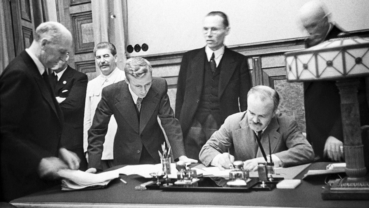 Kto Pomogl Polsce W 2 Wojnie Swiatowej Ambasador Niemiec: Pakt Ribbentrop-Mołotow służył przygotowaniu zbrodniczej  wojny napastniczej przeciw Polsce - tvp.info