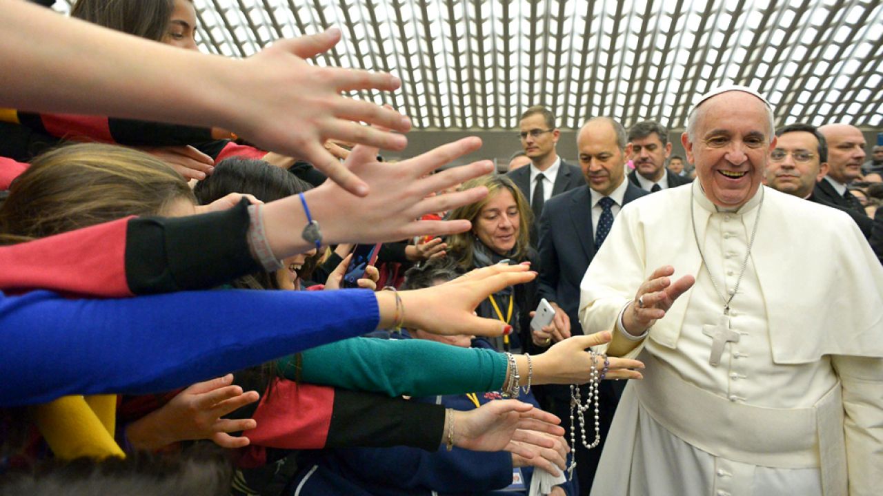 Papież podkreślił, że trzeba zrobić wszystko, by wykorzenić pedofilię w Kościele 	(fot. PAP/EPA/L'OSSERVATORE ROMANO)