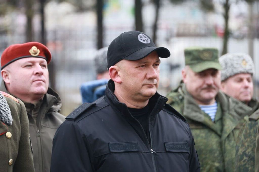 МУС паказвае, чым будзе займацца новы атрад спецназу. (Фота: mvd.gov.by)