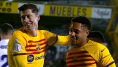 Robert Lewandowski i Vitor Roque (fot. TVP)