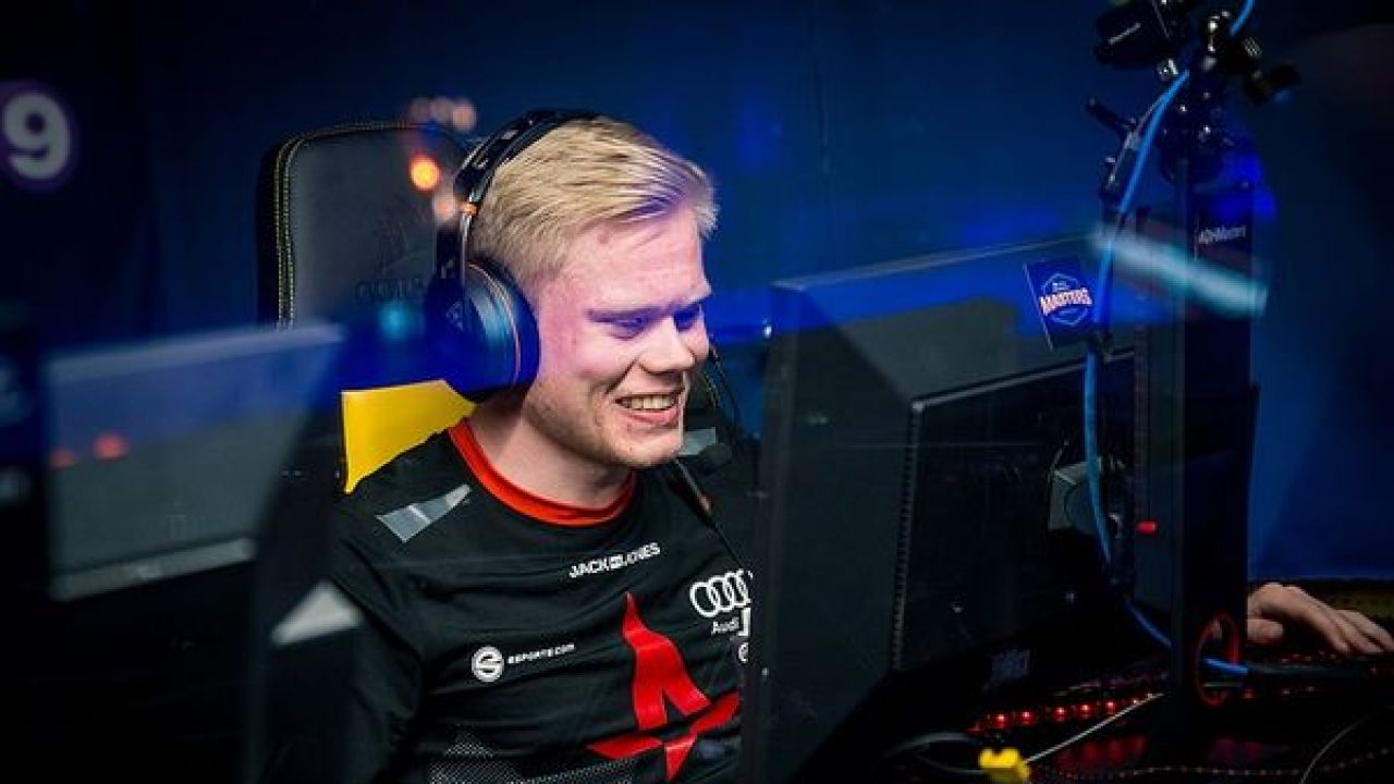 Cl bobamt lat 0. Cl bobamt lat 0. Опен гейминг. Magisk киберспортсмен. Cl bobamt lat 0.