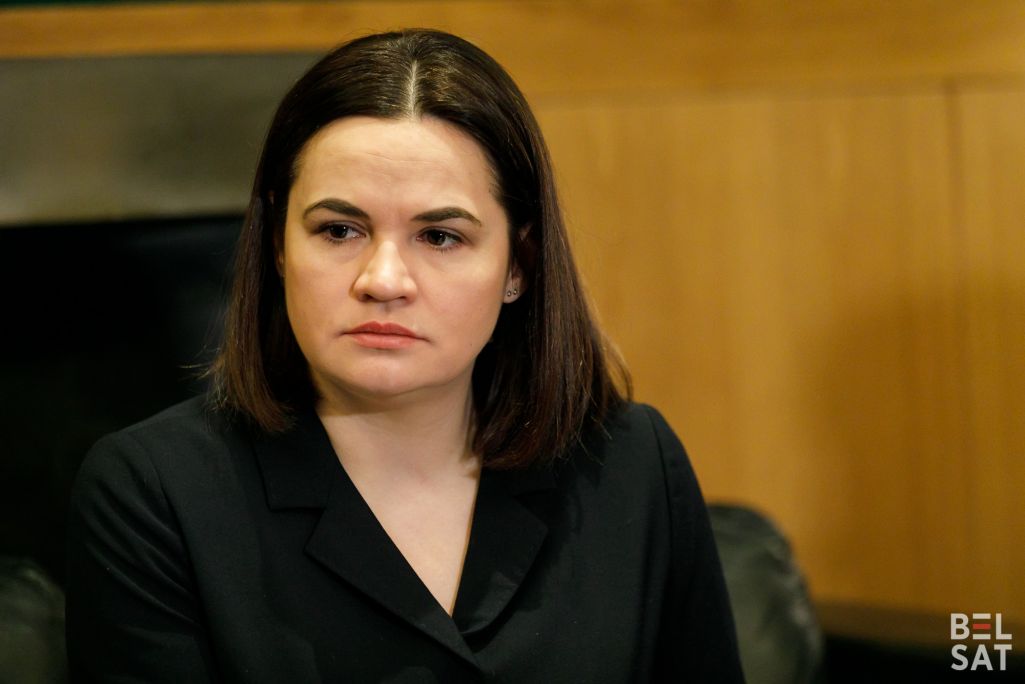 Святлана Ціханоўская на сустрэчы з кіраўніцтвам тэлеканалу «Белсат» падчас ейнага візіту ў Варшаву. Варшава, Польшча. 8 студзеня 2024 года. (Фота: Таццяна Верамеева / Белсат)
