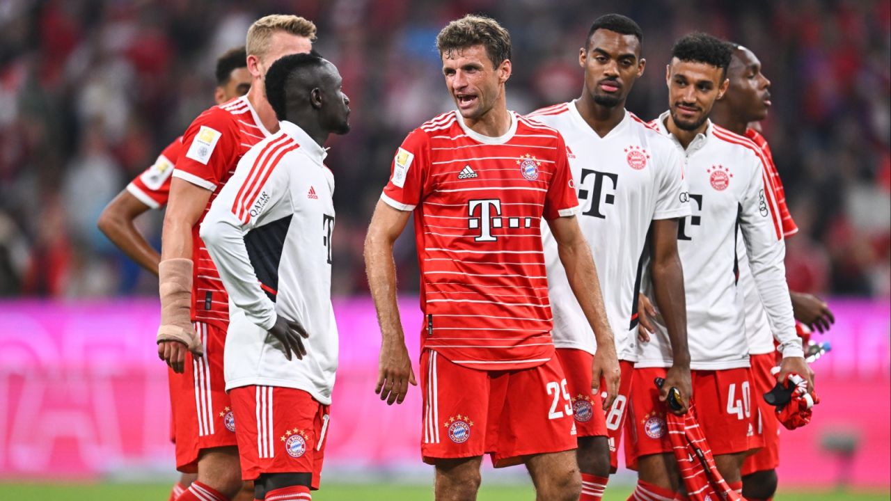 Thomas Mueller w środku (fot. Getty)