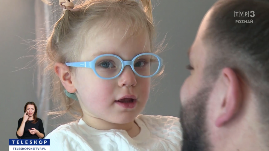 2-letnia Wiktoria pilnie potrzebuje pomocy (fot. TVP3 Poznań)