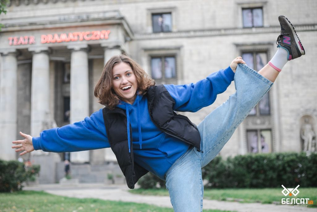 Акторка тэатру «Крылы халопа» Святлана Гайдалёнак. Варшава, Польшча. (Фота: Белсат)