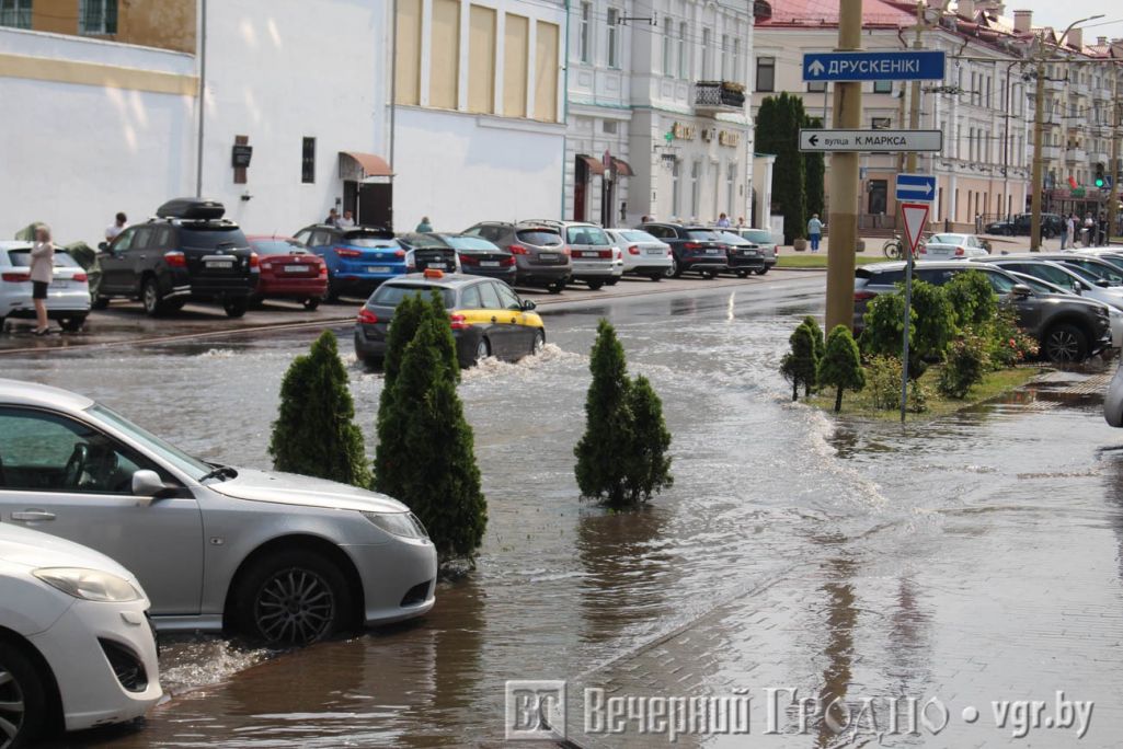 Наступствы залевы ў Горадні. Фота: «Вечерний Гродно»