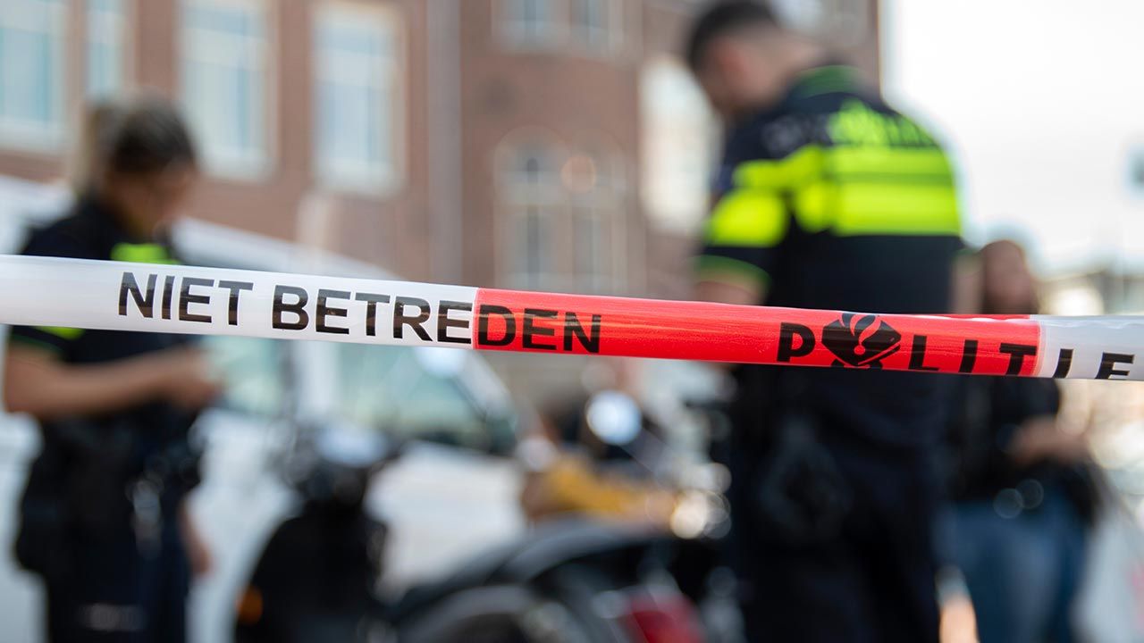 Holenderska policja poinformowała o śmierci Polaka w Hadze (fot. Shutterstock)