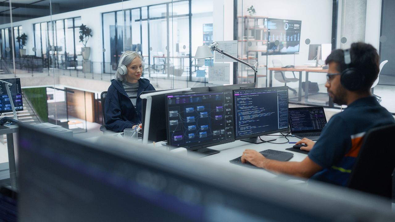 Koniec z wolnym czasem. Firmy szukają ludzi, którzy żyją tylko pracą