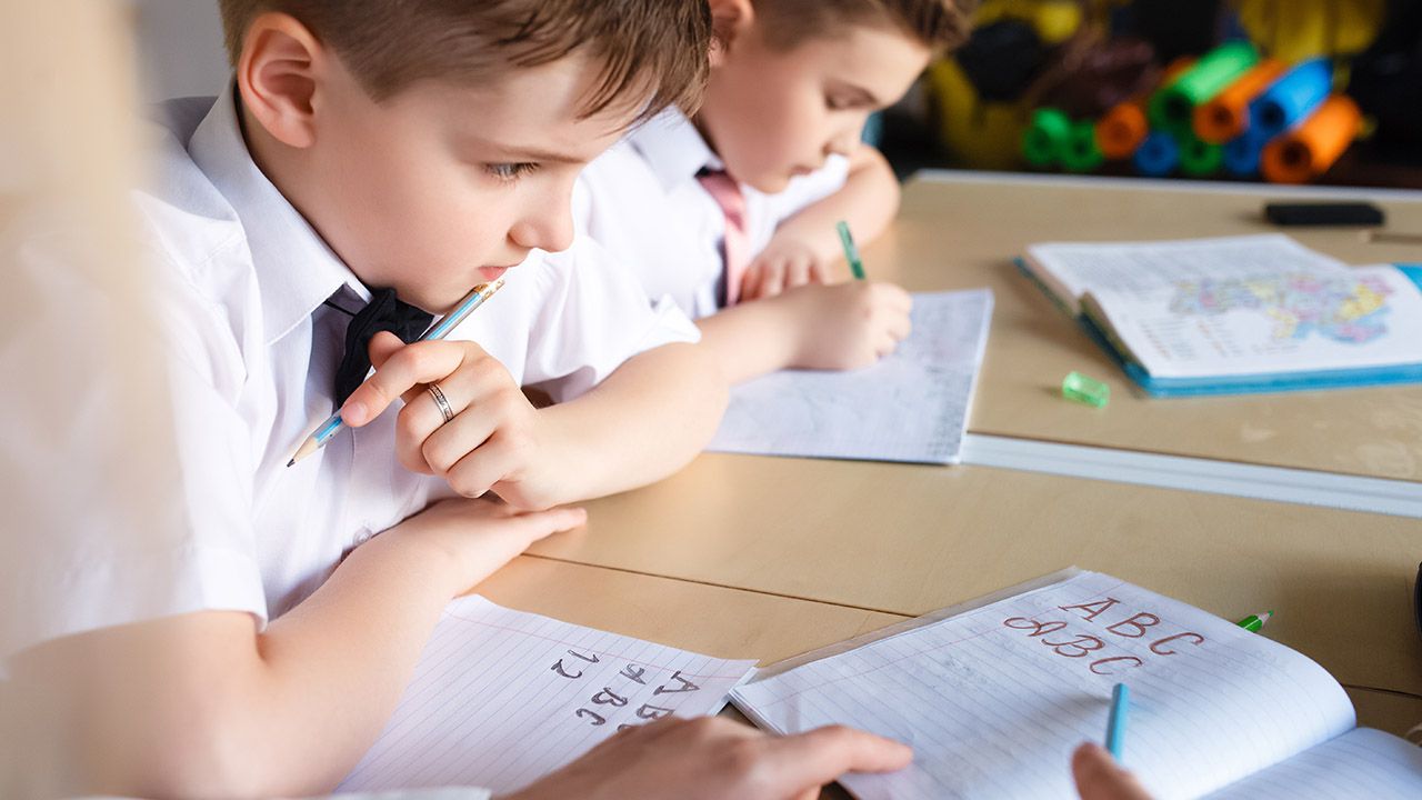 Wśród 49 wyróżnionych szkół 44 prowadzone są przez Kościół katolicki (fot. Shutterstock/Roman Seliutin, zdjęcie ilustracyjne) Wśród 49 wyróżnionych szkół 44 prowadzone są przez Kościół katolicki (fot. Shutterstock/Roman Seliutin, zdjęcie ilustracyjne)