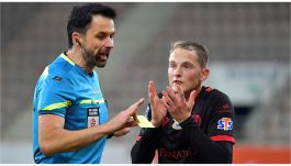 Daniel Stefański nie ma za sobą najlepszego czasu na boisku (fot. PAP)