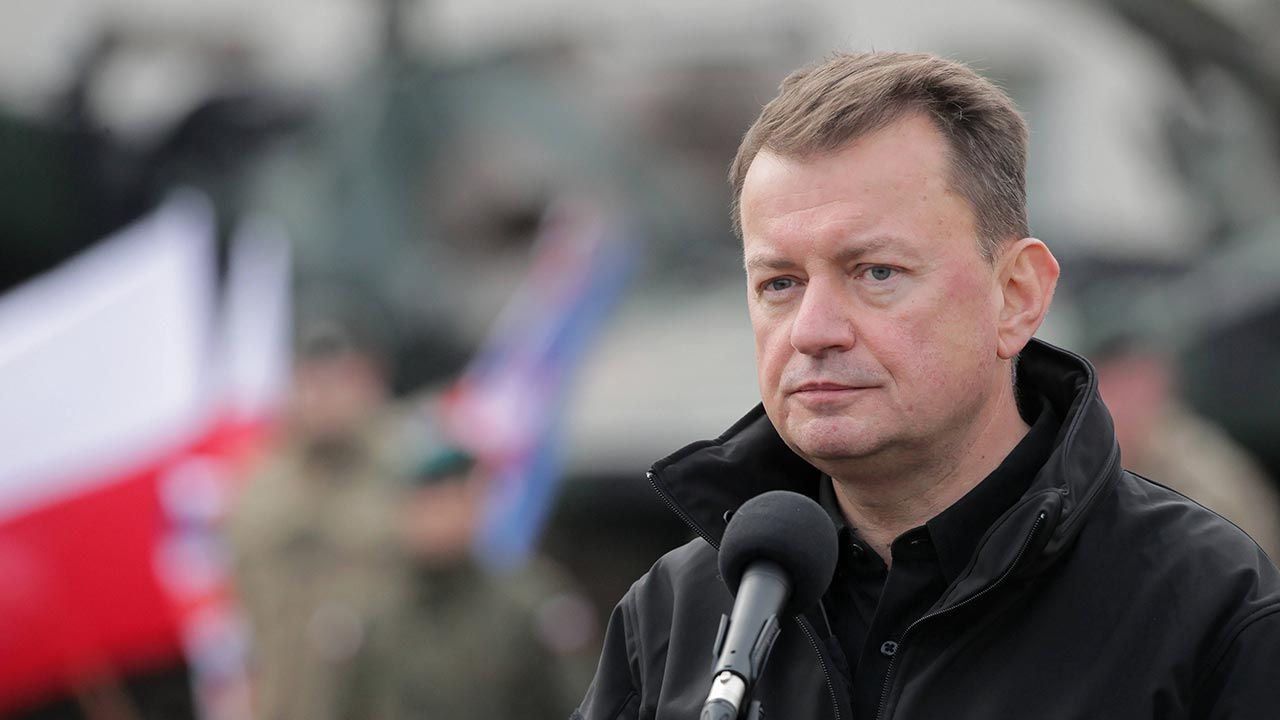 Mariusz Błaszczak podziękował za solidarność okazywaną przez wojska sojusznicze (fot.  PAP/Tomasz Waszczuk)