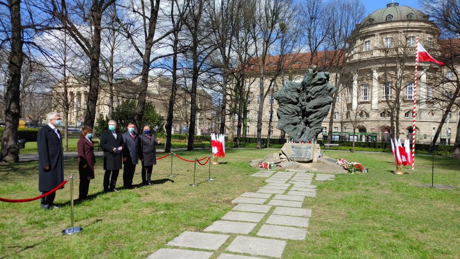 81. rocznica zbrodni w Katyniu. Obchody w Wielkopolsce  (fot. Marcin Wróblewski)