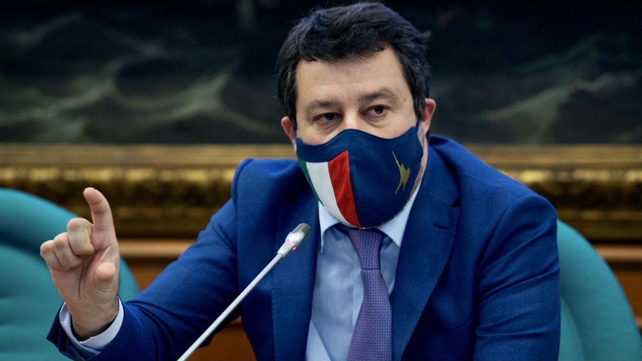 Matteo Salvini skomentował spotkanie w Budapeszcie (fot. PAP/EPA/MAURIZIO BRAMBATTI) Matteo Salvini skomentował spotkanie w Budapeszcie (fot. PAP/EPA/MAURIZIO BRAMBATTI)