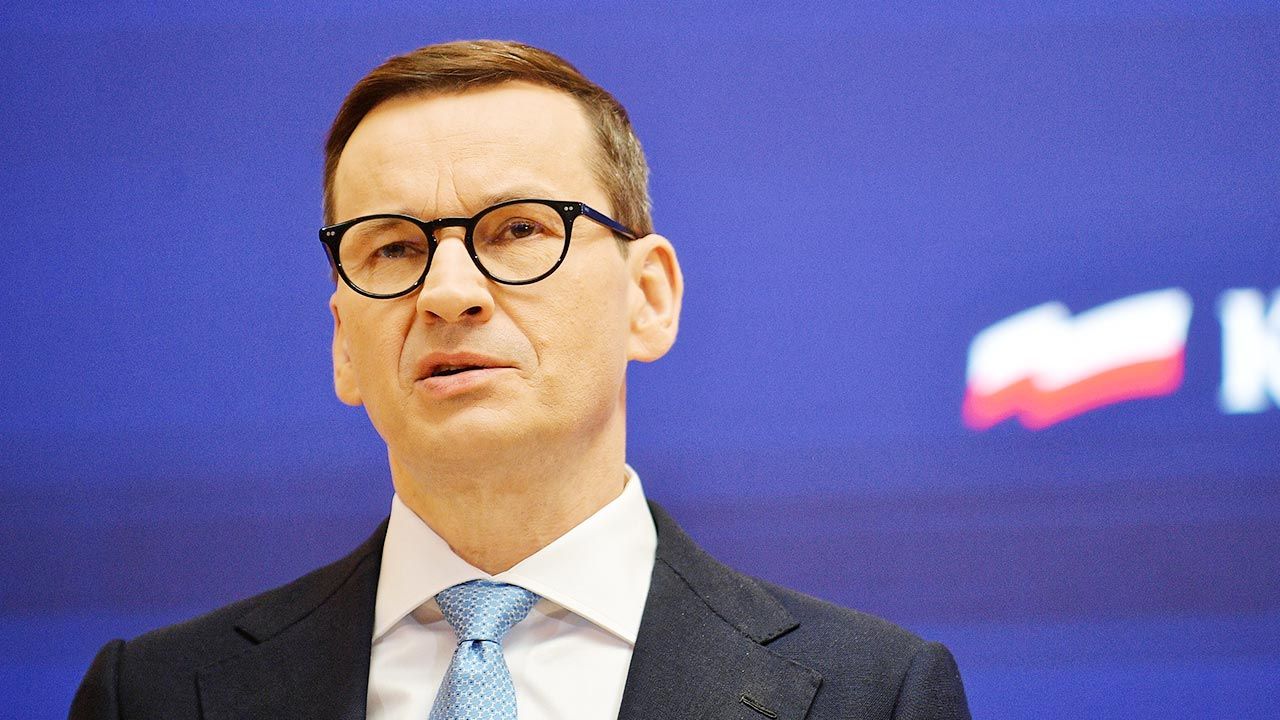 Premier przekonuje, że proponowane przepisy nie są karą dla banków (fot. PAP/Marcin Obara)
