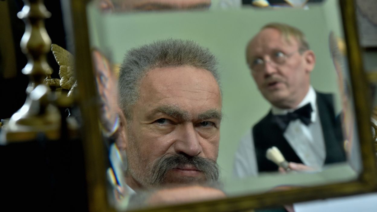 Spektakl pokazuje także życie prywatne Piłsudskiego (fot. Ireneusz Sobieszczuk/TVP)