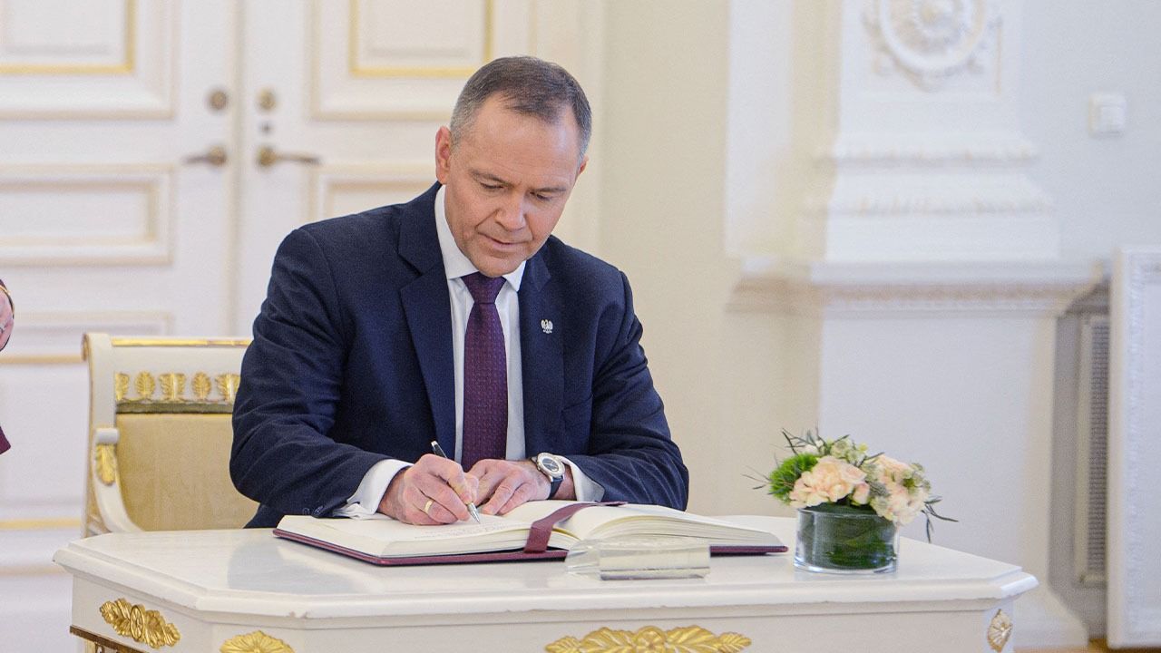 Prezydent wprowadza zmiany w psychologii, wyborach i butelkach zwrotnych