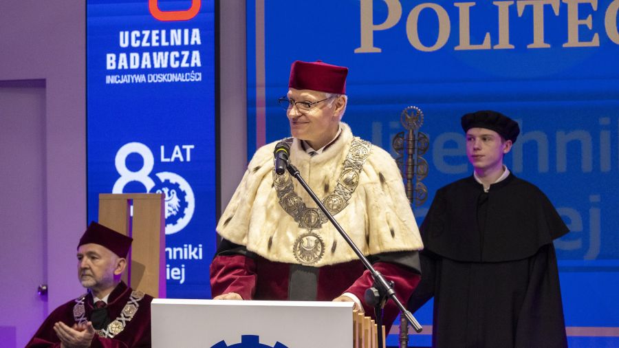 Podczas akademii nie zabrakło wspomnień, życzeń i wizji dalszego rozwoju. Fot. Maciej Mutwil / Politechnika Śląska