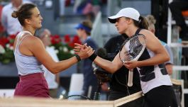 Aryna Sabalenka i Iga Świątek to główne faworytki do wygrania French Open (fot. Getty Images)