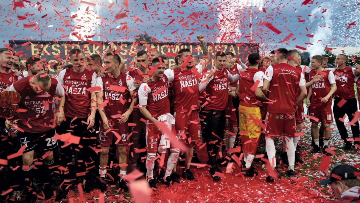Reportaz Powrot Lks Lodz Znow Ekstraklasa Sport Tvp Pl