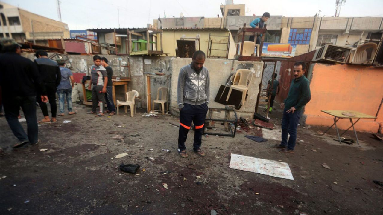 Terroryści zdetonowali dwie bomby dwóch bomb w szyickiej dzielnicy Bagdadu (fot. PAP/EPA/AHMED ALI) Terroryści zdetonowali dwie bomby dwóch bomb w szyickiej dzielnicy Bagdadu (fot. PAP/EPA/AHMED ALI)