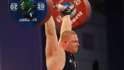 Podnoszenie ciężarów, mistrzostwa świata (Forde, Norwegia): kat. 110 kg mężczyzn. Transmisja online na żywo w TVP Sport (10.10.2025)