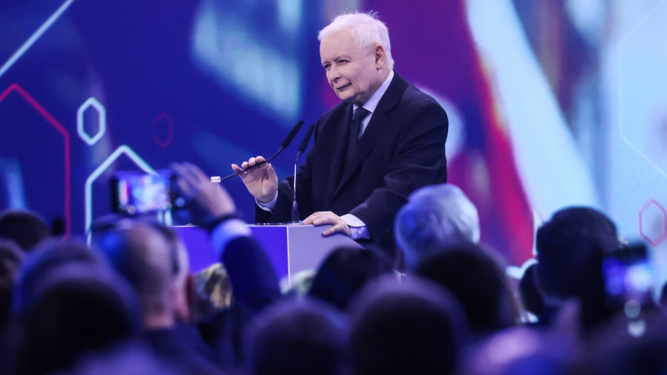 Polska musi być silna, aby być suwerenną: lider partii rządzącej