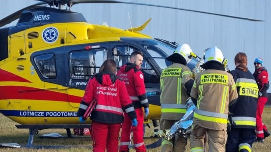 Łopuchowo. Wypadek przy stacji kolejowej. Wezwano śmigłowiec (fot. KP PSP w Ostrzeszowie zdj. ilust.)