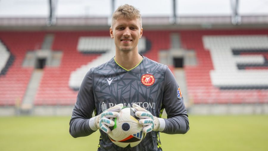 Nowy zawodnik w Widzewie Łódź. To już 5 transfer/Fot. Martyna Kowalska/Widzew Łódź
