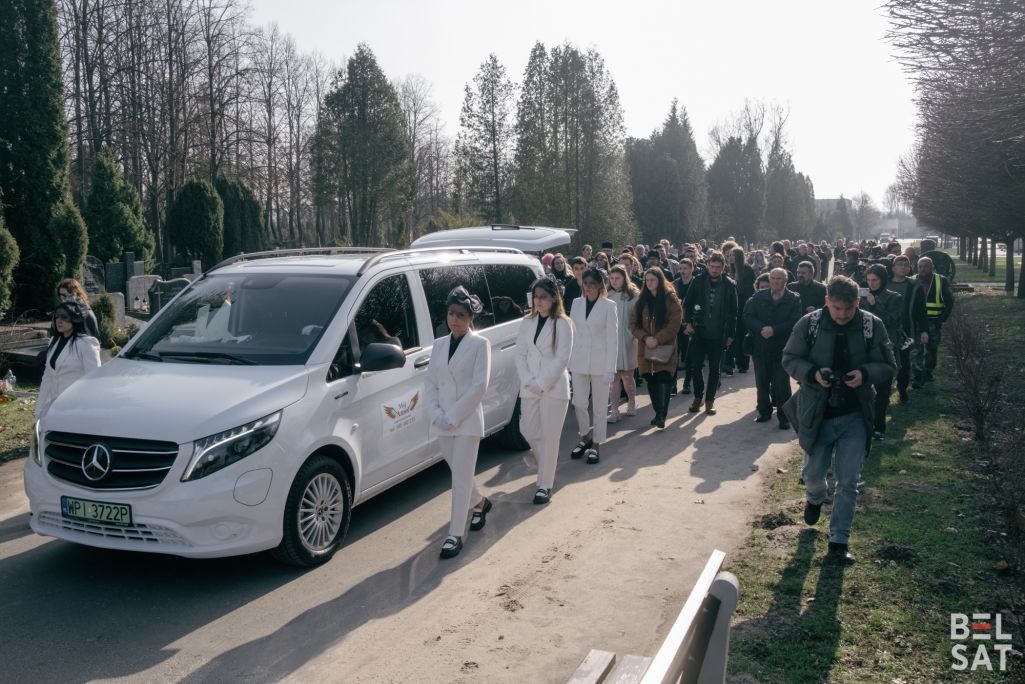 Марш памяці згвалтаванай і забітай беларускі Лізы ў Варшаве, Польшча. 6 сакавіка 2024 года. (Фота: Аліса Ганчар / Белсат)