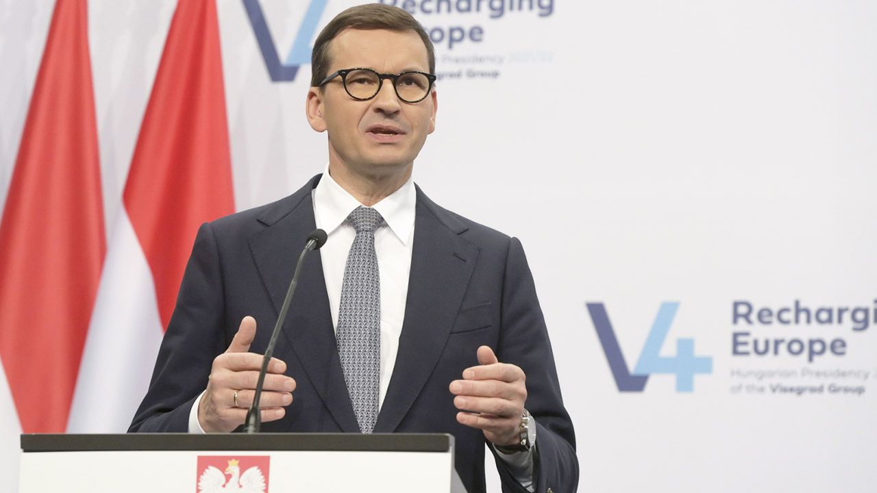 Premier Mateusz Morawiecki (fot. PAP/EPA/Szilard Koszticsak) Premier Mateusz Morawiecki (fot. PAP/EPA/Szilard Koszticsak)