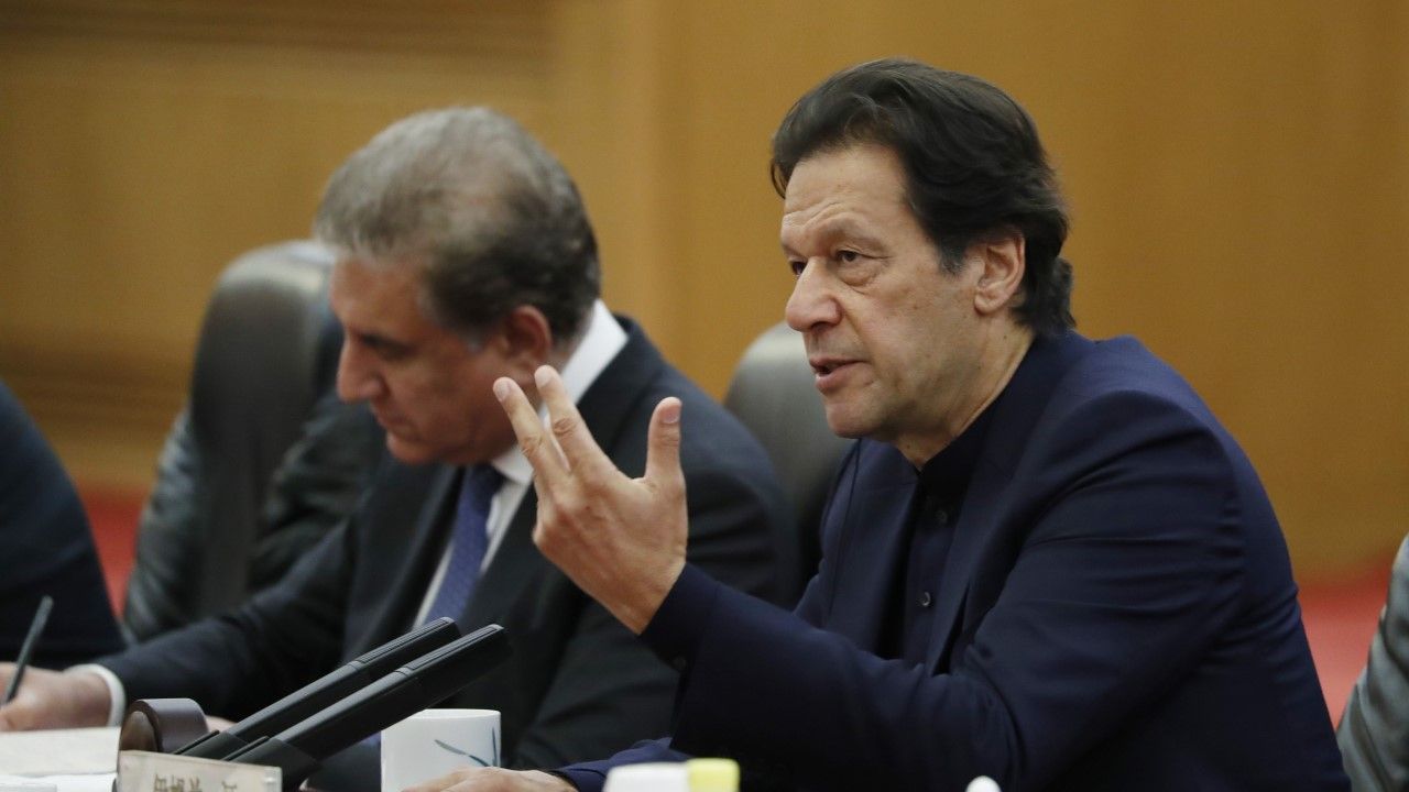 Imran Khan piastował urząd premiera od sierpnia 2018 r.(fot. Yukie Nishizawa - Pool/Getty Images)