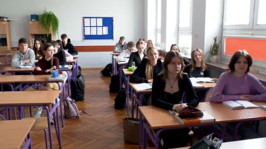 Ranking szkół średnich. Kieleckie placówki wypadają w zestawieniu… słabo. Zdjęcie ilustracyjne