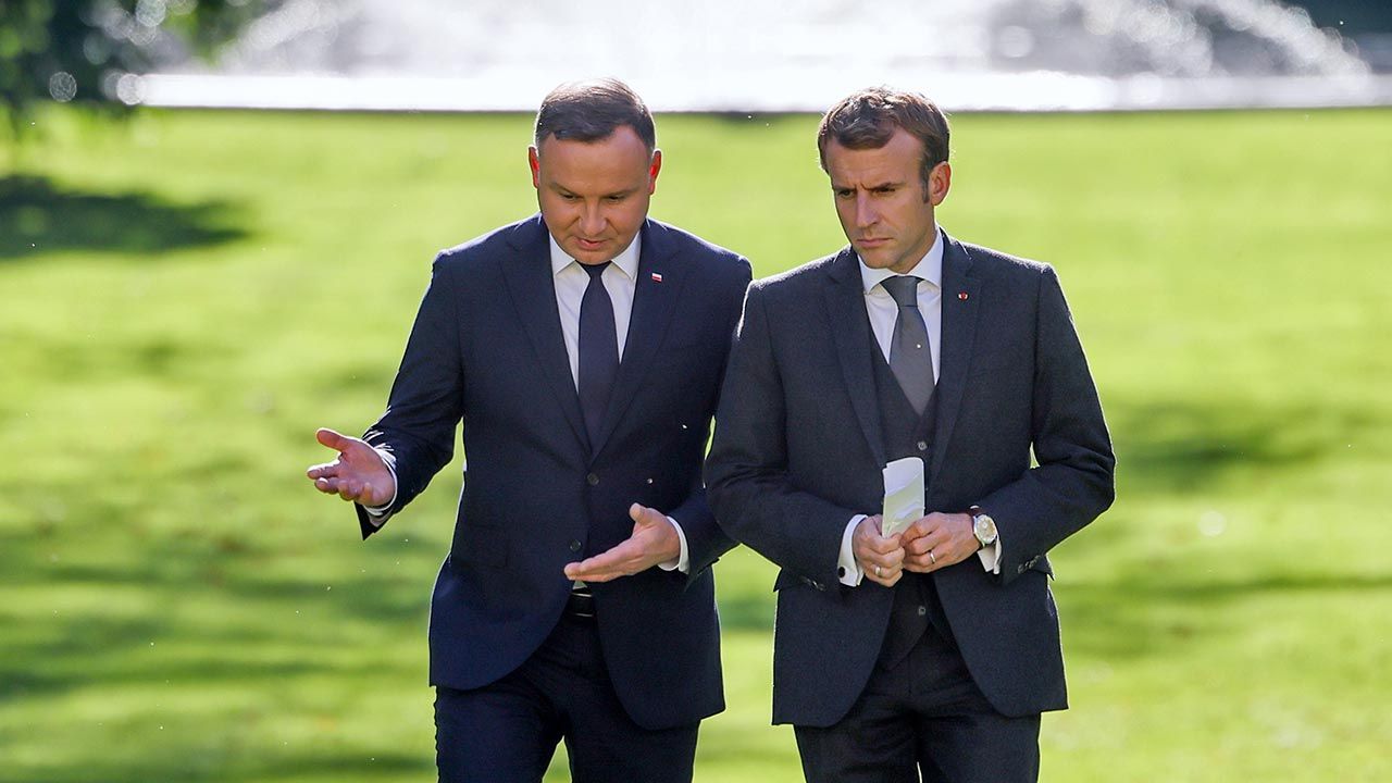 Andrzej Duda spotkał się z prezydentem Francji Emmanuelem Macronem (fot. KPRP/Jakub Szymczuk) Andrzej Duda spotkał się z prezydentem Francji Emmanuelem Macronem (fot. KPRP/Jakub Szymczuk)